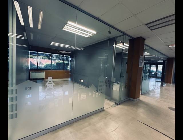 733.40M² OFFICE TO LET IN WOODMEAD